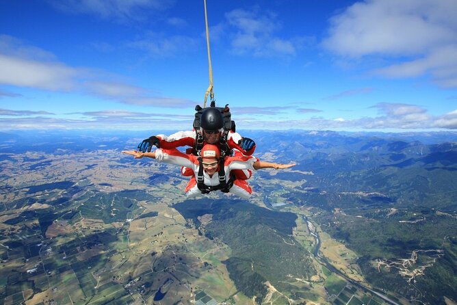 18,000ft Tandem Skydive over Abel Tasman - Price and Value: What You’re Really Paying For