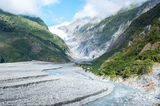 2 Day West Coast Glaciers and TranzAlpine Train: Queenstown to Christchurch - From Queenstown to Franz Josef, With the Drive Doing the Work