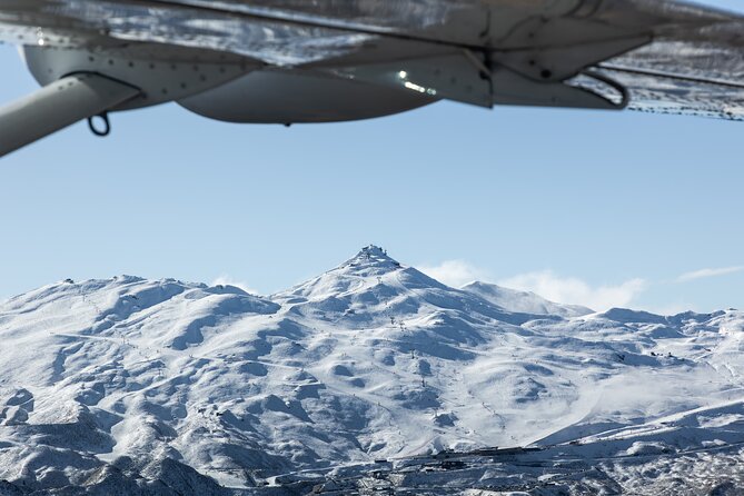 20 minute Queenstown Scenic Flight - The group size effect: why max 12 feels better