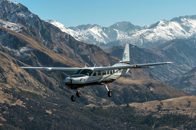 20 minute Queenstown Scenic Flight - Taking off over the Remakables: your first real view of Queenstown