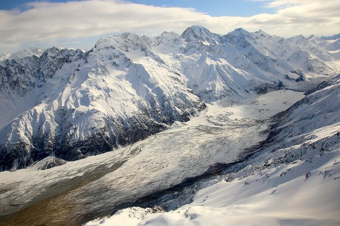 25-Minute Helicopter flight including an alpine landing - The AS350 Squirrel cabin: comfort, sound, and photo reality