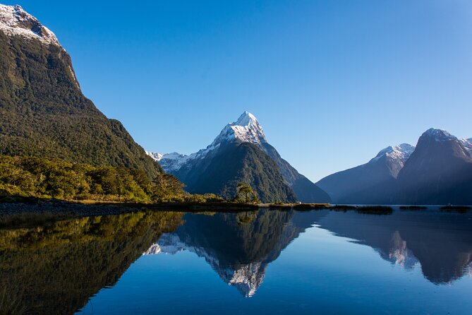 2hr Scenic Milford Sound Flight with Landing - 201 - Entering the Fiord from Queenstown in Two Hours