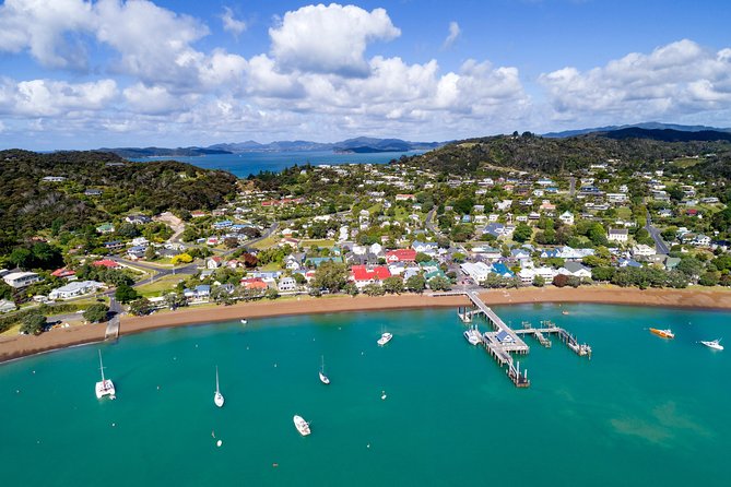 3-Day Bay of Islands Tour from Auckland - Paihia accommodation: your base for Russell ferries and easy evenings