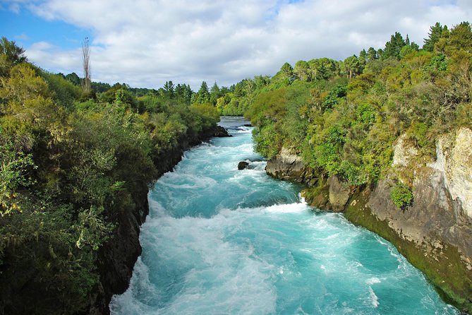 3-Day Hobbiton, Rotorua, Whakarewarewa, and Waitomo Tour - Who this tour suits best, and who might want a different plan
