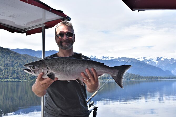 3-Hour Fishing Charter Experience at Franz Josef Glacier - Key highlights at a glance