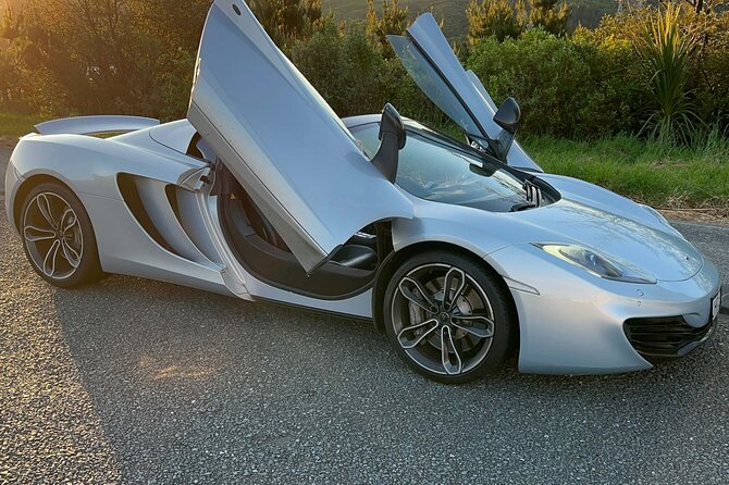 30 Mins Supercar Passenger Experience - Guide and host: why Darren is part of the value