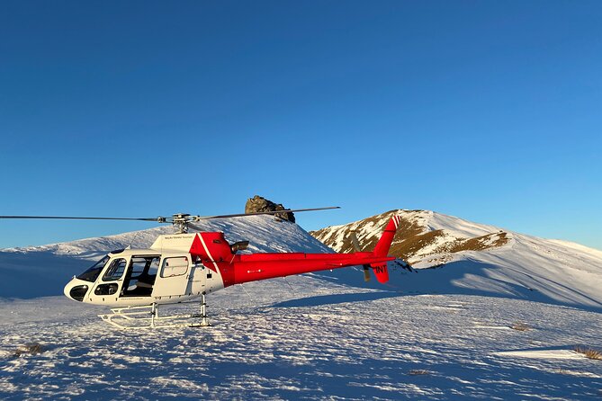 30-Minute Alpine Scenic Flight from Queenstown - How the Pilot Commentary Works With Your Headsets