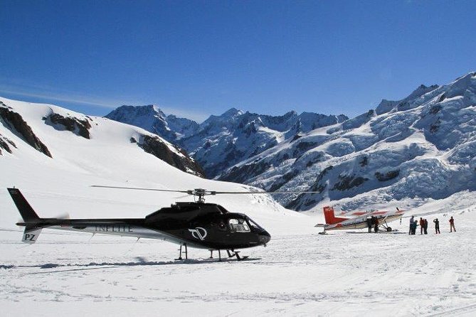 45-Minute Mount Cook Ski Plane and Helicopter Combo Tour - Entering the Tasman Valley from Mount Cook Airport
