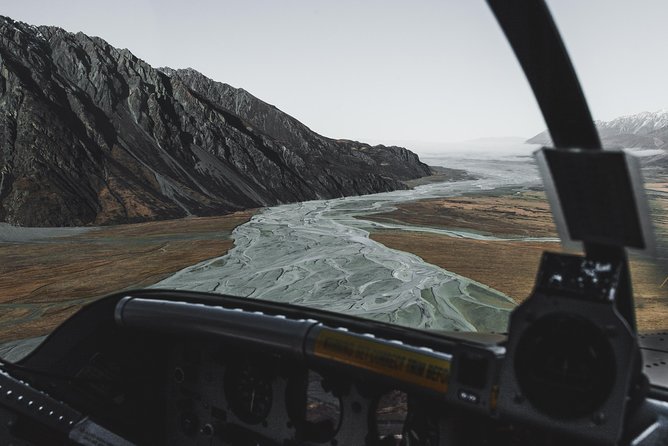 45-Minute Mount Cook Ski Plane and Helicopter Combo Tour - The ski plane leg: the view style is different
