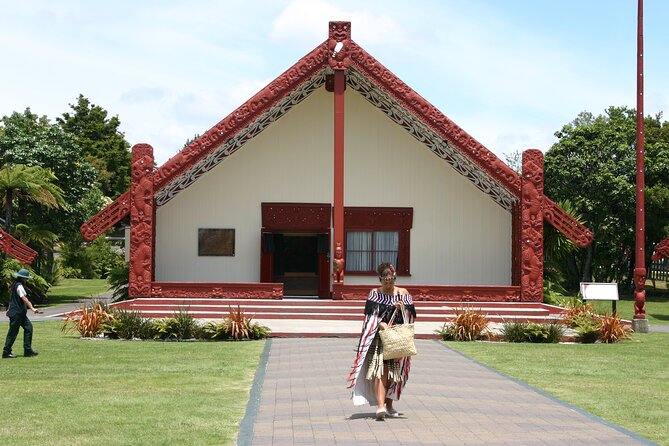5-Day Bay of Islands, Auckland, Hobbiton, Rotorua & Waitomo Tour - Day 3 Auckland sightseeing tour, then breathing room