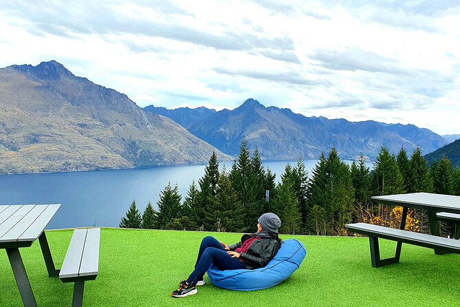 5 Day South Island New Zealand Private Tour from Queenstown - Day 5 in Christchurch: Kaikōura or Akaroa for wildlife and water time