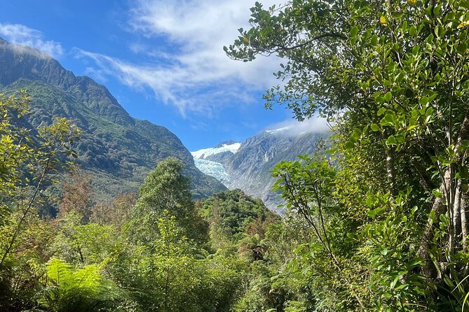6 Day Christchurch to Queenstown via Mt Cook & Milford Sound Tour - Starting in Christchurch with pickup and WiFi that help