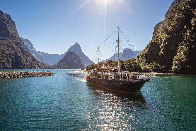 6 Day South Island Circut: Milford Sound, Queenstown and Glaciers - Day 5: Haast Pass crossing and the Franz Josef glacier valley shuttle