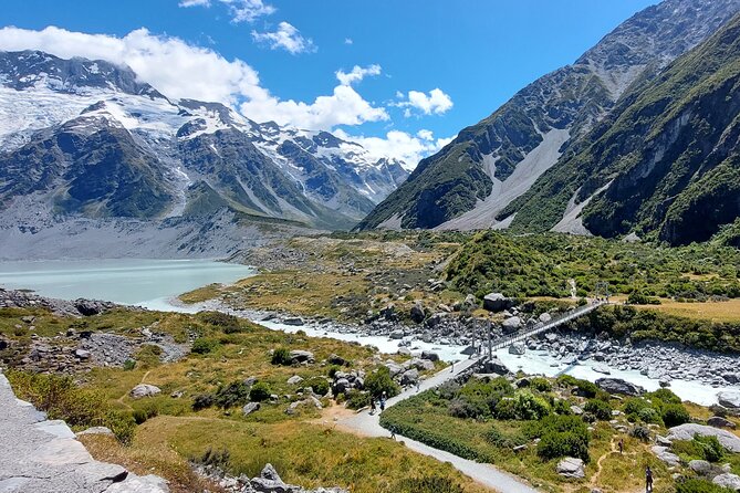 6 Day South Island New Zealand Private Tour from Christchurch - Day 2: TranzAlpine to Arthur’s Pass, then Lake Tekapo’s dark-sky night