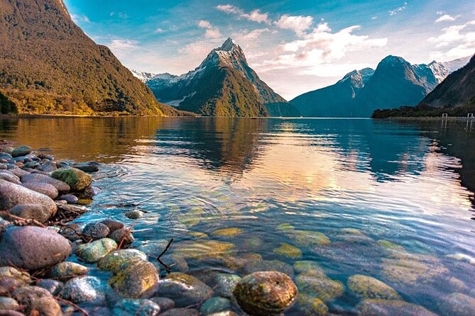 7-Day South Island Coastal Splendor Tour from Christchurch - Central Otago to Dunedin: fruit towns, then Scottish-flavored city time