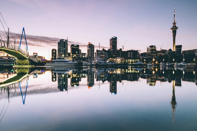 A Self-Guided Walking Tour of Auckland's Hidden Stories - Using the App in Real Life: Offline Audio, Rain, and Simple Navigation