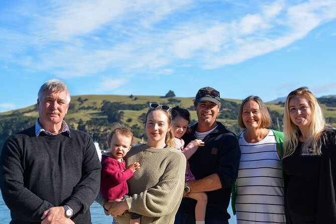 Akaroa Dolphins ~ Harbour Nature Cruise - Wildlife Odds, Dolphin Spotting, and What You Should Look For