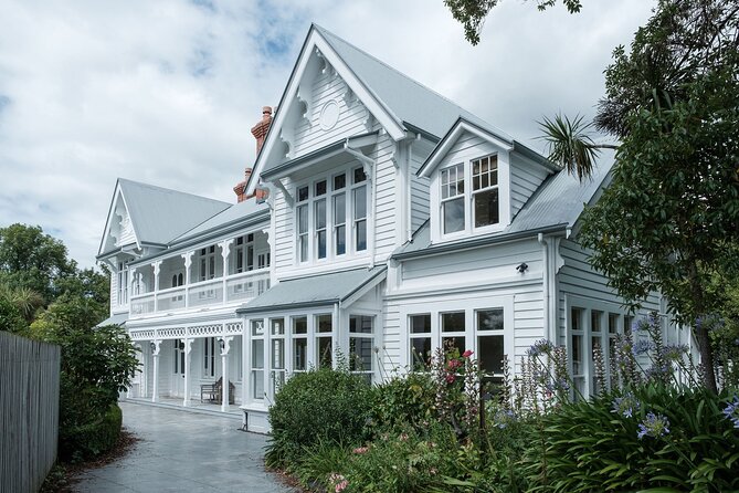 Akaroa Nature and History Private Tour - The 7th Generation - Stevenson connections, French versus British rivalry, and family storytelling