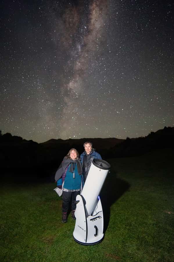 Akaroa: Stargazing Tour with 2 Telescopes & Souvenir Photos - Two Telescopes, Two Ways to See the Universe
