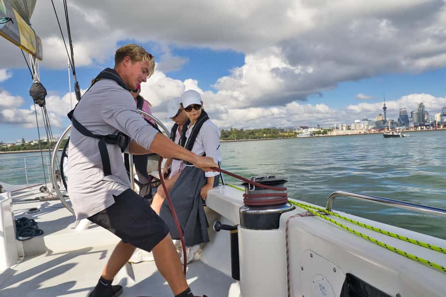 America’s Cup 2-Hour Sailing Experience Waitemata Harbour - FAQ