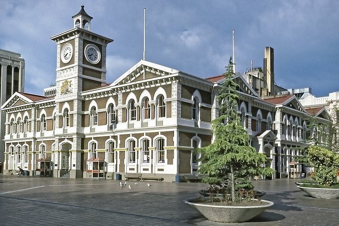Arrival Private Transfer from Airport CHC to Christchurch in Business Car - The Actual Drive: About 20 Minutes Into Your Christchurch Base