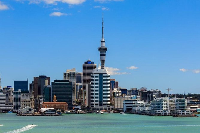 Arrival Transfer: Auckland Airport to Auckland Central City Centre - Central Auckland Only: What That Means for Your Hotel Choice
