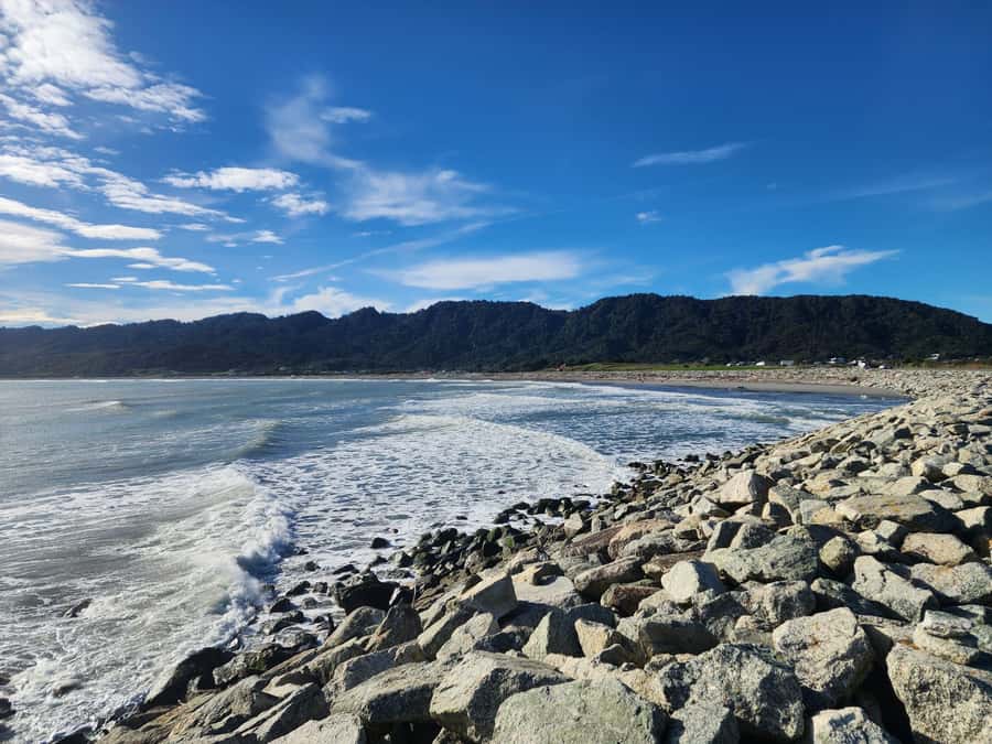 Arthur’s Pass Tour From Christchurch via CHC-GRZ TranzAlpine - Greymouth, Cobden, and the Timing Reality (Especially Around 2:15 pm)