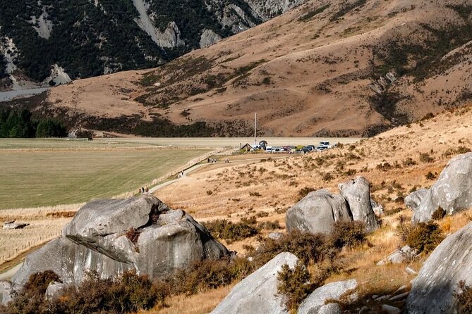Arthurs Pass Private Day Trip from Christchurch with Castle Hill - Lake Lyndon: a 10 minute hit of Southern Alps views
