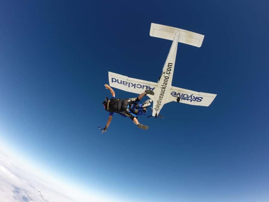 Auckland: 13000, 16000, or 18000-Foot Tandem Skydive - Weather, Delays, and What to Wear