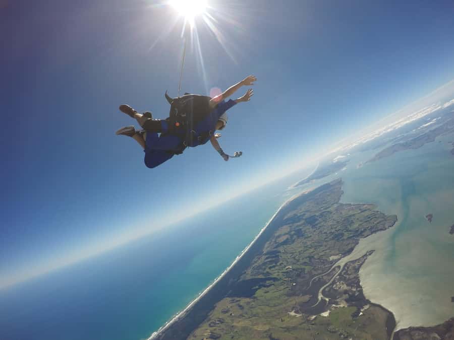 Auckland: 13000, 16000, or 18000-Foot Tandem Skydive - Support Crew, Photos, and Capturing the Jump