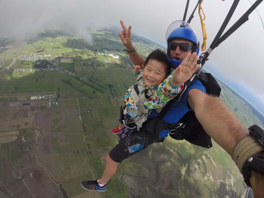 Auckland: 13000, 16000, or 18000-Foot Tandem Skydive - Who This Tandem Skydive Fits Best, and Who Should Skip It