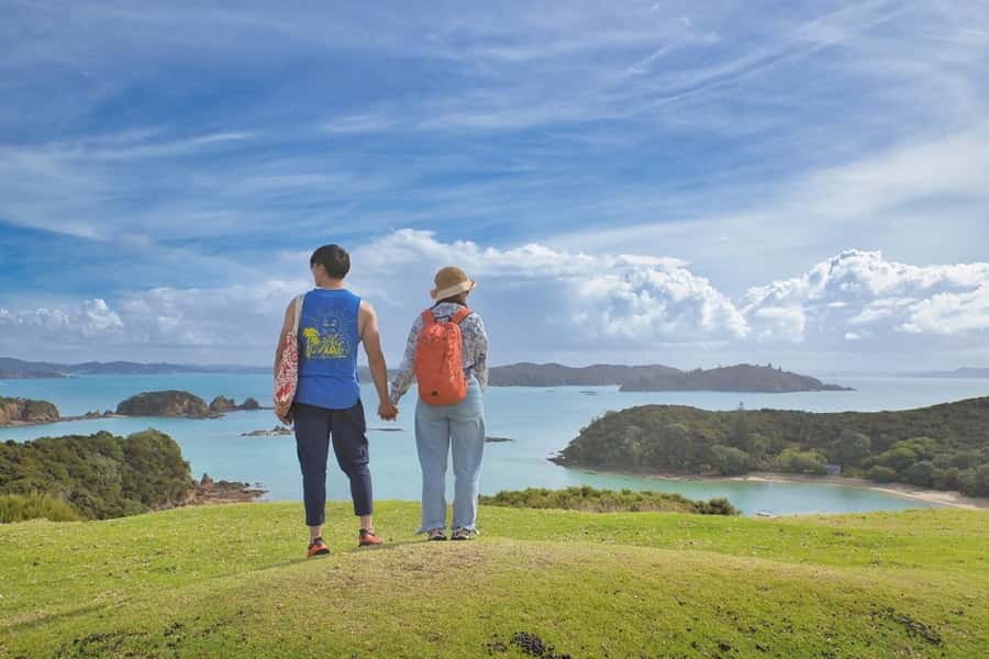 Auckland: 2-Day Bay of Islands Small Group Tour with Cruise - Key Highlights Worth Booking For