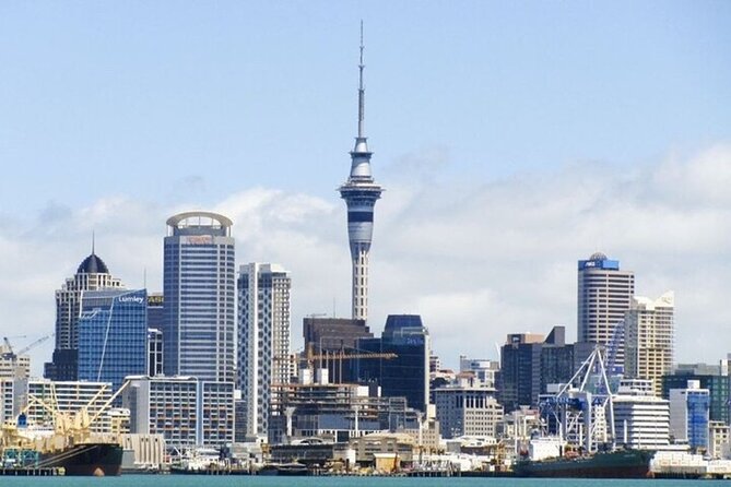 Auckland Best Street Food Tour With A Local Guide - Stop 6: Queen Street, finishing where the city keeps moving
