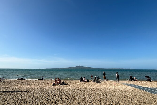 Auckland Best Top 5 Spots Half day Tour - What makes the guides and small-group format work