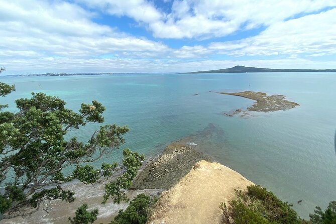 Auckland City and West Coast Full Day Tour - Morning Orientation: Lake Pupuke, Westhaven, and Auckland Domain