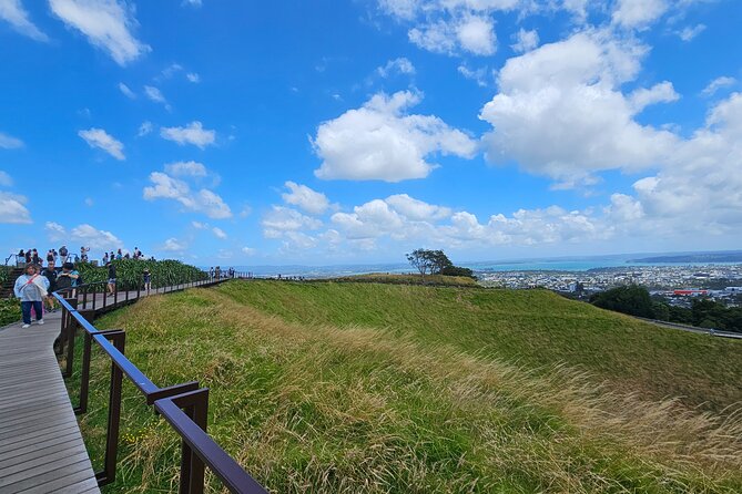 Auckland City Halfday Guide Tour - Mission Bay: beach time without the stress of planning it