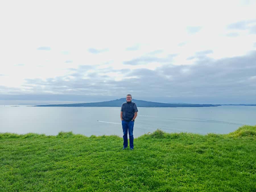 Auckland City Highlights Half Day Tour - Weather, rain ponchos, and the comfort factor you only notice at the right time