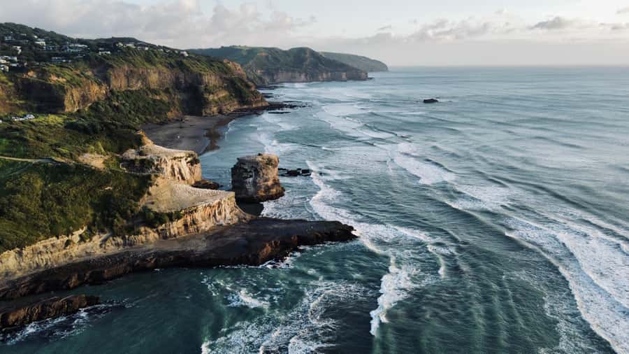 Auckland: Group Surfing Lesson with Muriwai Surf School - Why Muriwai is a smart choice for your first surf lesson