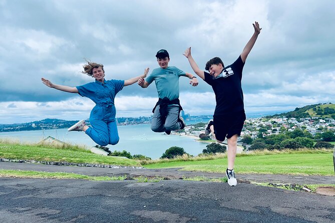 Auckland Half Day City Tour - Heart of Auckland - Guide style: why Israel, Jun, Brandon, and Gagan matter