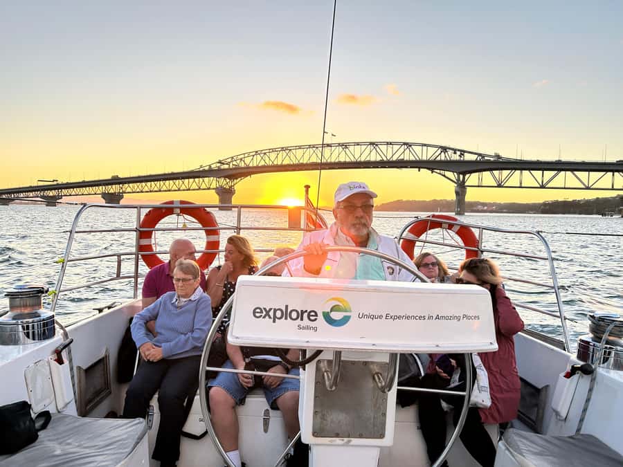 Auckland: Harbour Sailing Cruise with 3-Course Dinner - Meeting at the Viaduct: Where Your Evening Starts