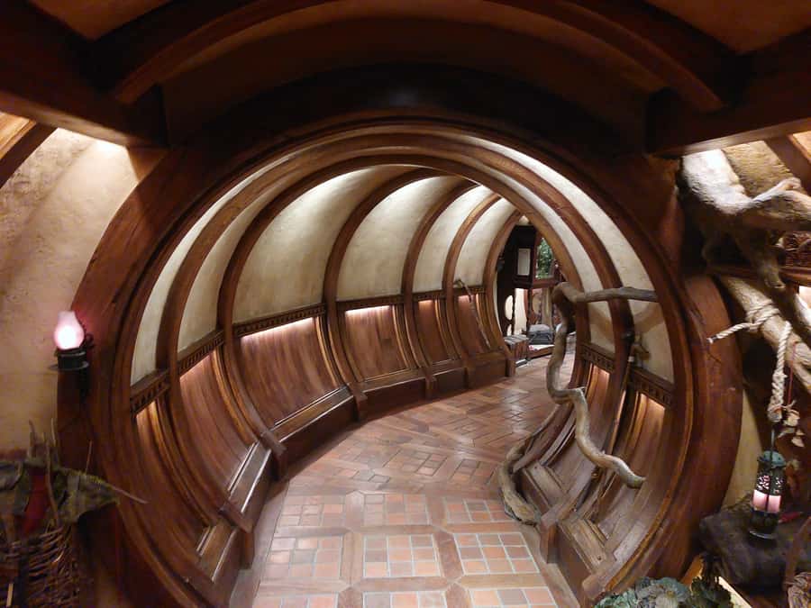 Auckland: Hobbiton, Rotorua, Waiotapu and Waitomo 3-Day Tour - Price and logistics, and whether it makes sense for you
