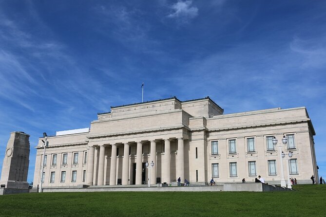 Auckland Museum and Highlight Sightseeing Tour - What to bring so the day feels easy