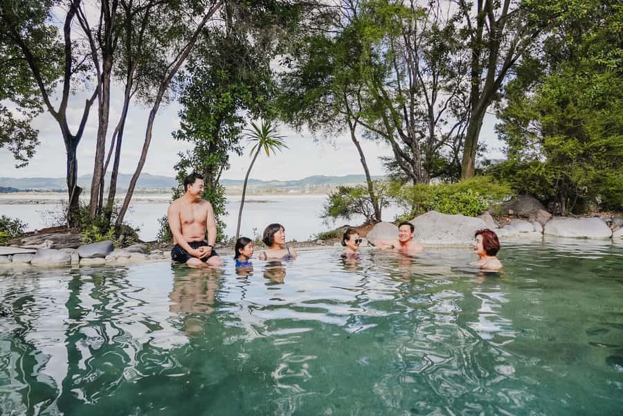 Auckland: Rotorua Highlights inc Wai-O-Tapu & Polynesian Spa - Why this day trip works when you have limited time in New Zealand