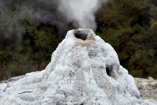 Auckland: Rotorua, Taupo, Waiotapu & Huka Falls Private Trip - Key highlights worth planning around
