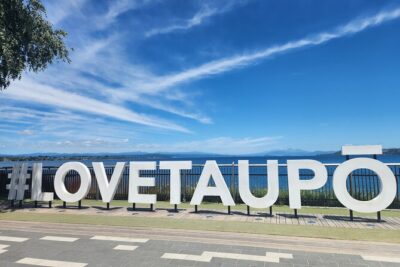 Rotorua, Taupo, Waiotapu & Huka Falls Private Trip