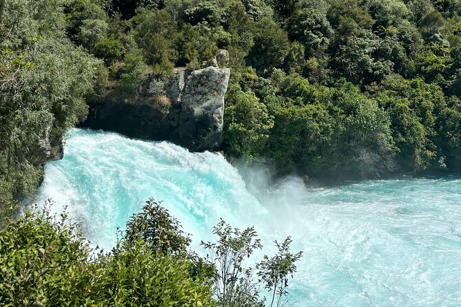 Auckland: Rotorua, Taupo, Waiotapu & Huka Falls Private Trip - Rotorua for about an hour: a geothermal and culture sampler