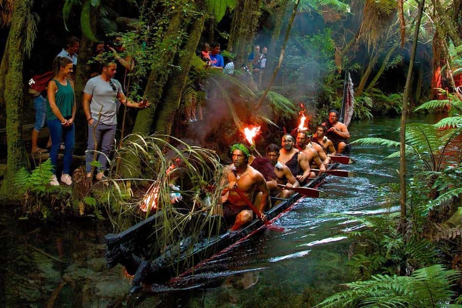 Auckland: Rotorua Tour with Mitai Māori Village & Wai-O-Tapu - Smart tips that make a big difference on both halves of the day