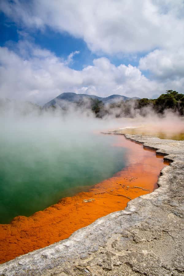 Auckland: Rotorua Wai-O-Tapu, Te Puia with Haka - Key things that make this Rotorua day trip special