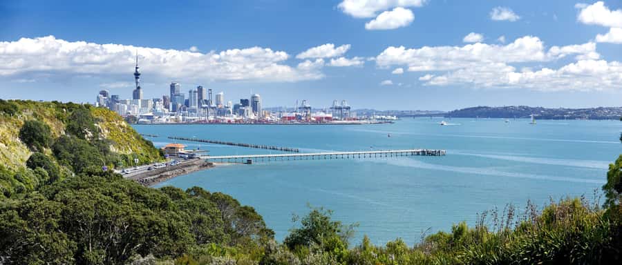 Auckland Scenic Half-Day City Sightseeing Tour - Mount Eden Volcano Crater: The Stop That Earns Its Time