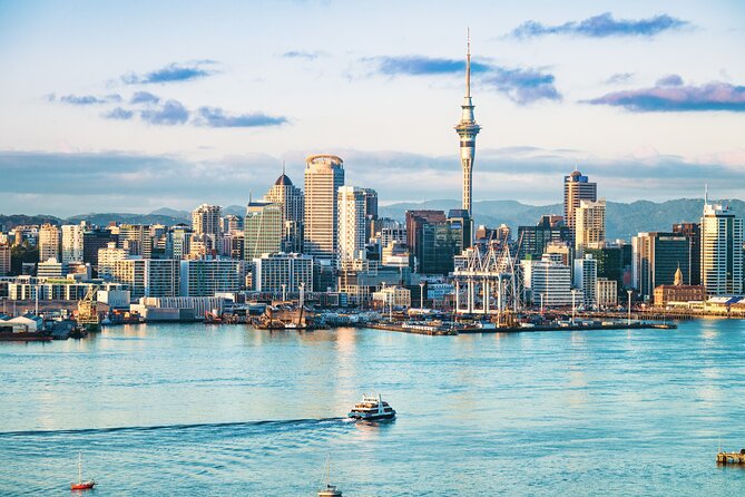 Auckland Sky Tower General Admission Ticket - Food and drinks: where you can take a breather, and what costs extra